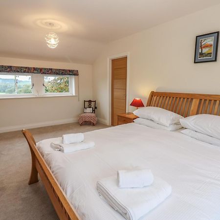 Larch House Villa Penrith Buitenkant foto